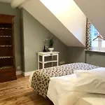 46 Paul Chandon Holiday home