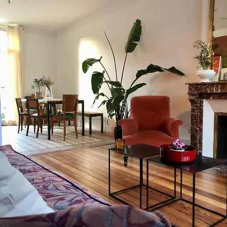 Maison Et Jardin A Centre