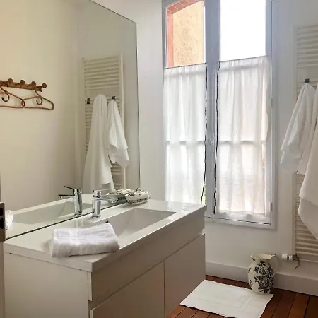 46 Paul Chandon * Épernay