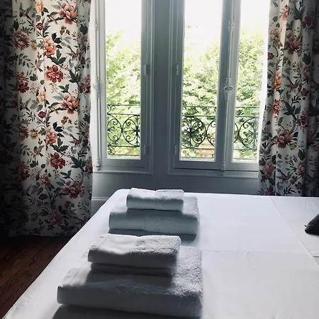 46 Paul Chandon * Épernay